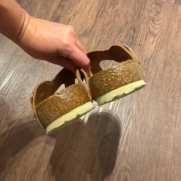 EUC Birkenstock Gizeh Big Buckle 36 - Picture 8 of 12